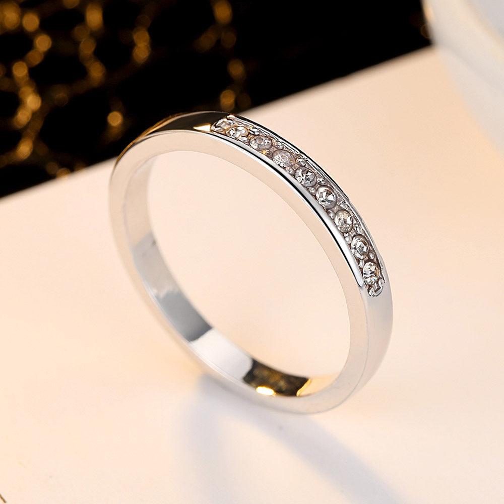Fashionable Four-Prong Zircon Ring Set (Jewelry)