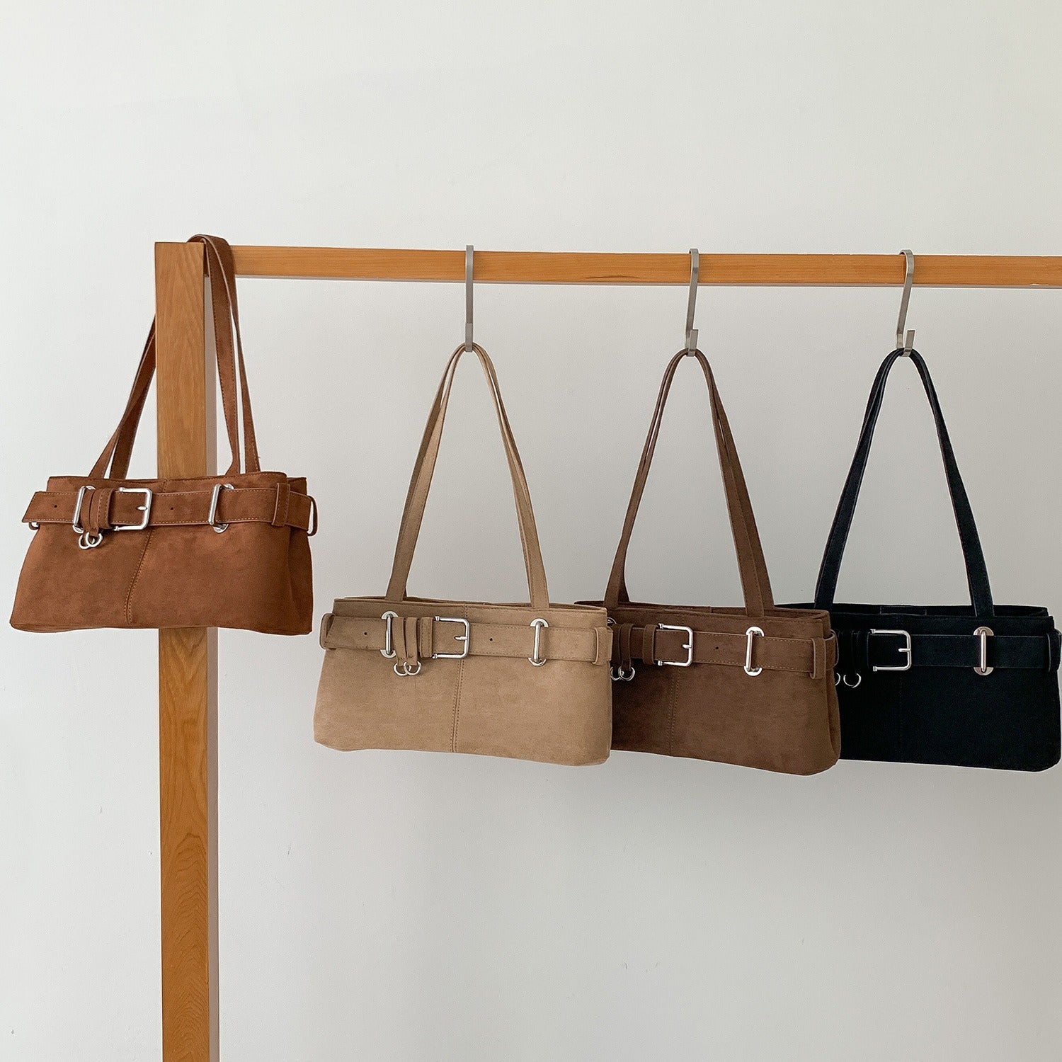 Retro Minimalist Underarm Shoulder Bag